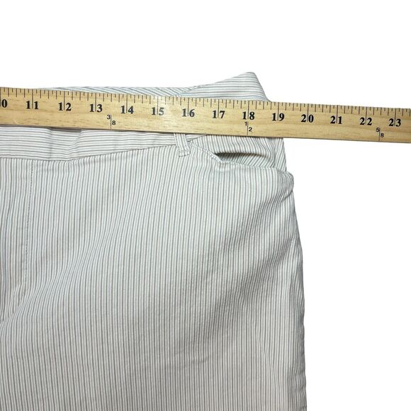 St. John's Bay Stretch Women's Cream & Tan Striped Spandex Blend Capris Size 18W - Picture 11 of 13